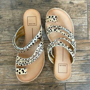 DOLCE VITA cheetah leopard sandals 6.5